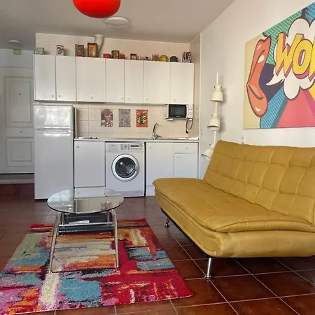 Lahola 12 Apartment
